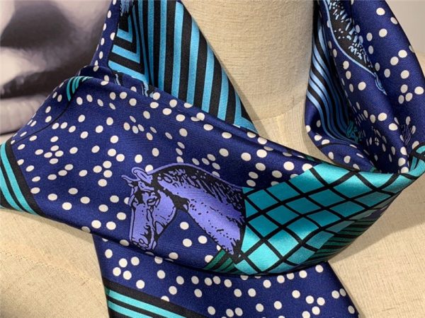 hermes silk scarf blue - Image 3