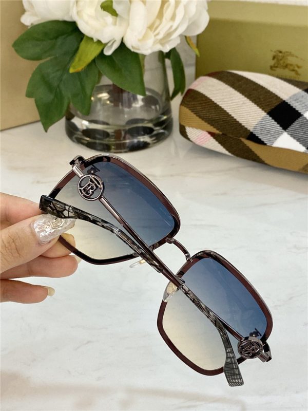 Burberry sunglasses women glasses - Image 4