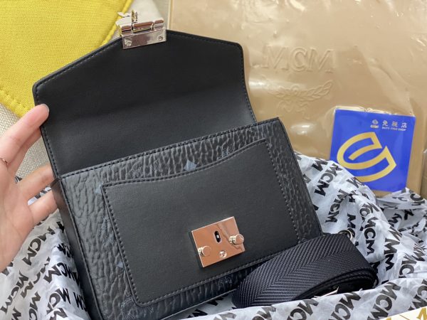 ??? ?? M????? V?????? New Messenger Bag Black - Image 4