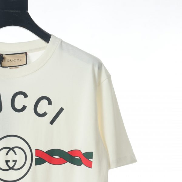 GUCCI twist belt short-sleeved T-shirt - Image 4