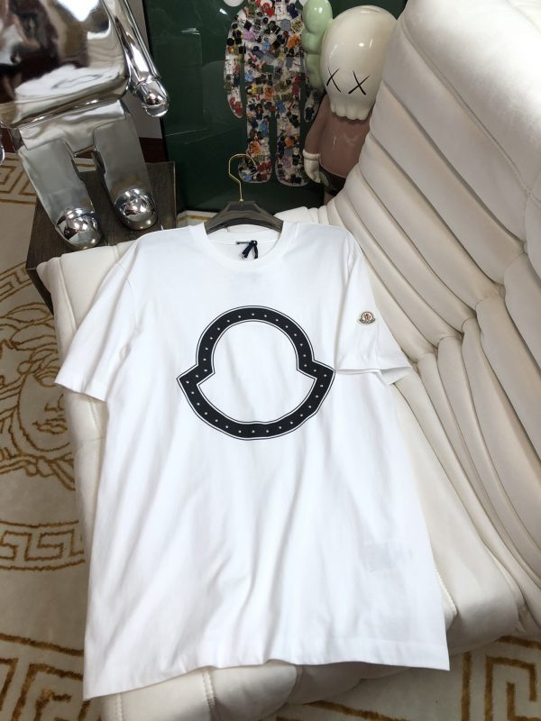 Moncler Mengkou Men and women with the same style couples spring and summer latest counters with the same style, trendy brand logo casual short-sleeved T-shirt - Image 2