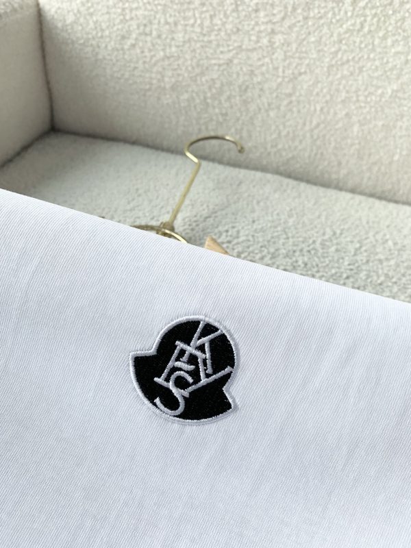 Moncler Mengjia 2023 spring and summer men and women same style ? couple models latest trade order short-sleeved T-shirt - Image 7