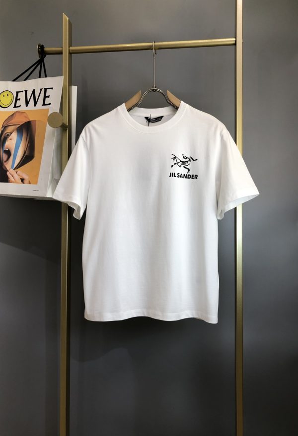 Arcteryx joint limited-edition T-shirt, made of cotton 32-count double-ply yarn, with logo letters on the chest