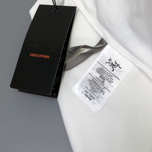 Arcteryx joint limited-edition T-shirt, made of cotton 32-count double-ply yarn, with logo letters on the chest - Image 9