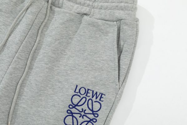 LOEWE graffiti embroidery letters embroidered five-point pants, cotton sweater fabric - Image 3