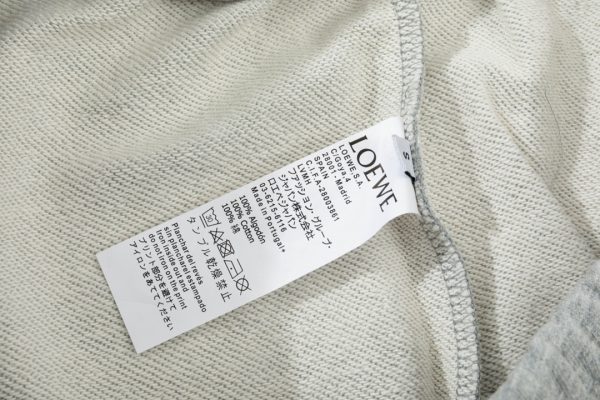 LOEWE graffiti embroidery letters embroidered five-point pants, cotton sweater fabric - Image 5