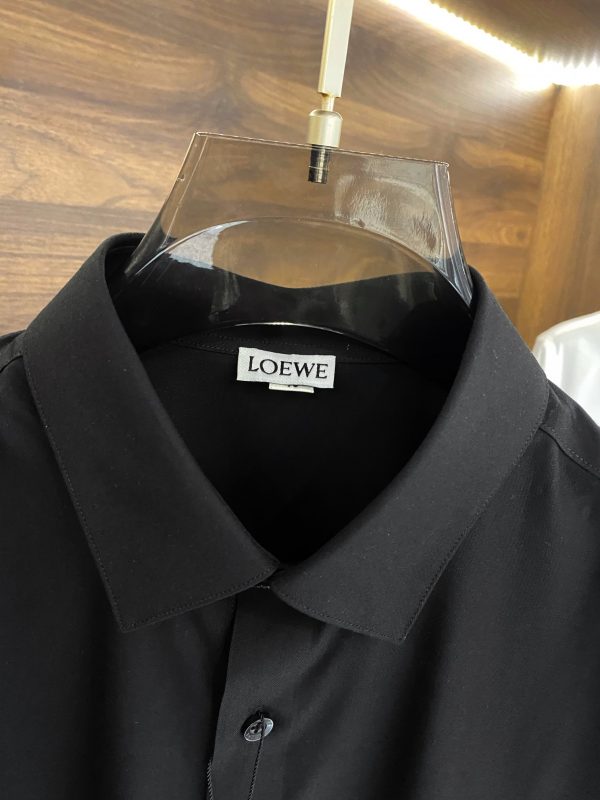 LOEWE 2023 early spring new product counter casual long-sleeved shirt! Perfectly embroidered logo text - Image 5