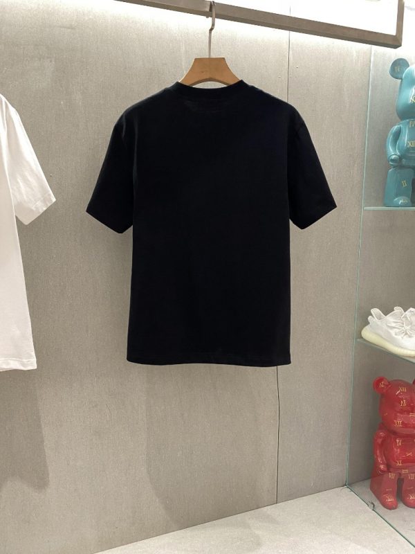 LOEWE 2023 men's round neck short-sleeved T-shirt is new! Signature embroidered small LOGO, simple but exquisite, selected imported fabrics for customers, soft and delicate to the touch - Image 10