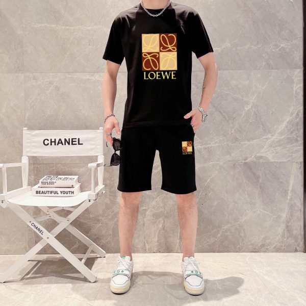 LOEWE ] 2023 new men's short-sleeved shorts suit! Simultaneous sales on the official website! High-end version on the market! Delicate and soft to the touch! Let you wear more comfortable
