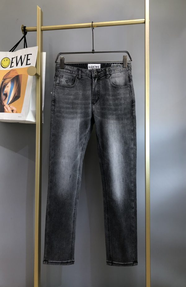 Loewe 2023 new men's casual jeans, heavy industrial washing, is also the most test fabric and washing process