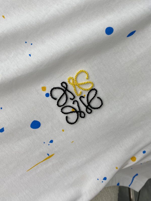 LOEWE 2023 official website spring and summer latest fashion round neck short-sleeved T-shirt - Image 7