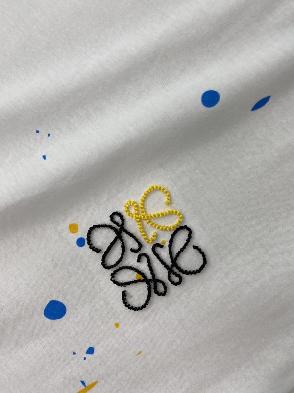 LOEWE 2023 official website spring and summer latest fashion round neck short-sleeved T-shirt - Image 9