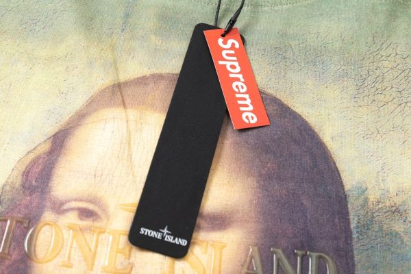Supreme SS22 Week12 x STONE ISLAND Stone Island joint Mona Lisa logo letter Logo round neck short-sleeved T-shirt - Image 11