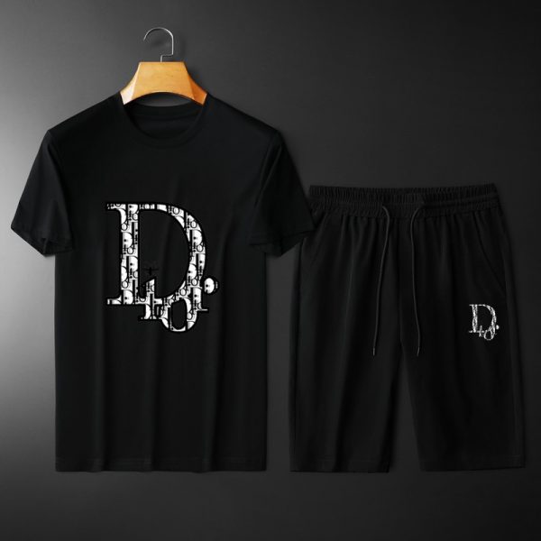 [DIOR] 2023 new men's short-sleeved shorts suit! Synchronous sales on the official website! High-end version on the market! Delicate and soft - Image 4