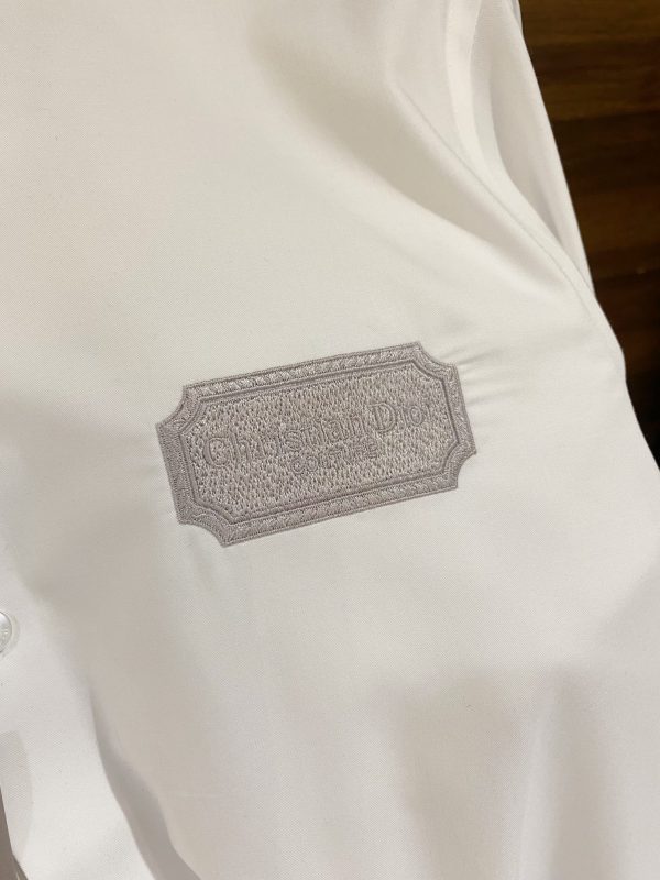DIOR 2023 early spring new product counter casual long-sleeved shirt! Perfectly embroidered logo text, seamless tailoring Imported 80-count ultra-high-count mulberry silk cotton - Image 7