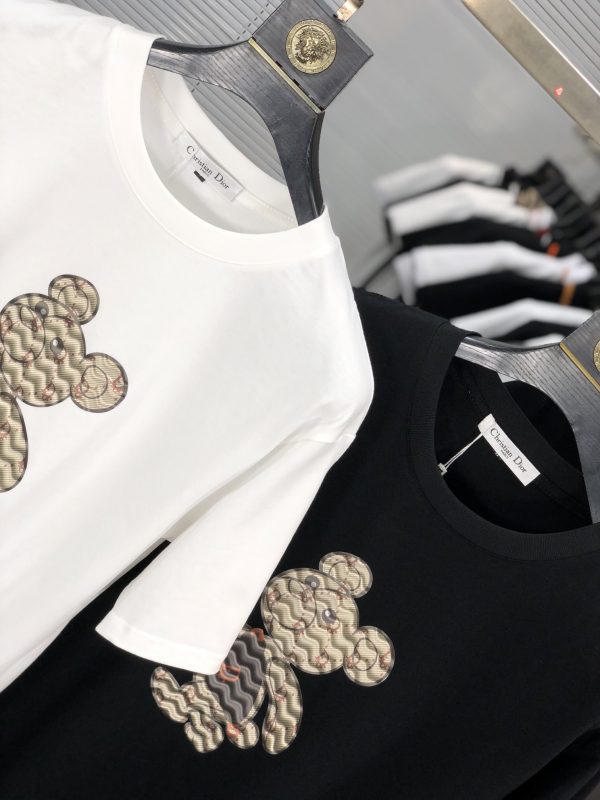 Dior 2023SS spring and summer new short-sleeved T-shirt, available at counters at the same time, imported pure cotton fabric for customers, comfortable and breathable - Image 5