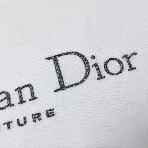 Dior 2023SS Short-sleeved T-shirt with metallic letter logo embroidery on the chest, the body is made of cotton knitted fabric, soft and comfortable to the touch - Image 12