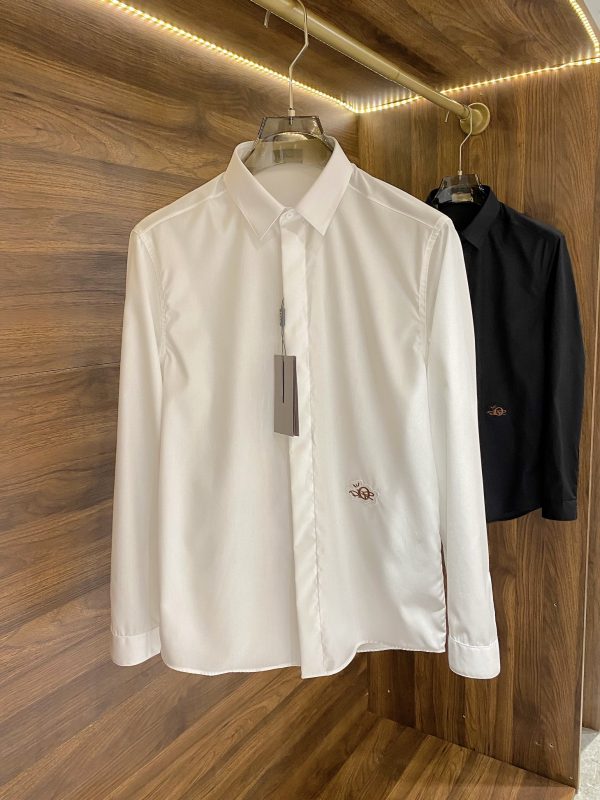 Dior embroidered high-order super percale square-neck long-sleeved shirt This season's most flamboyant item, so please boldly put the eye-catching pattern