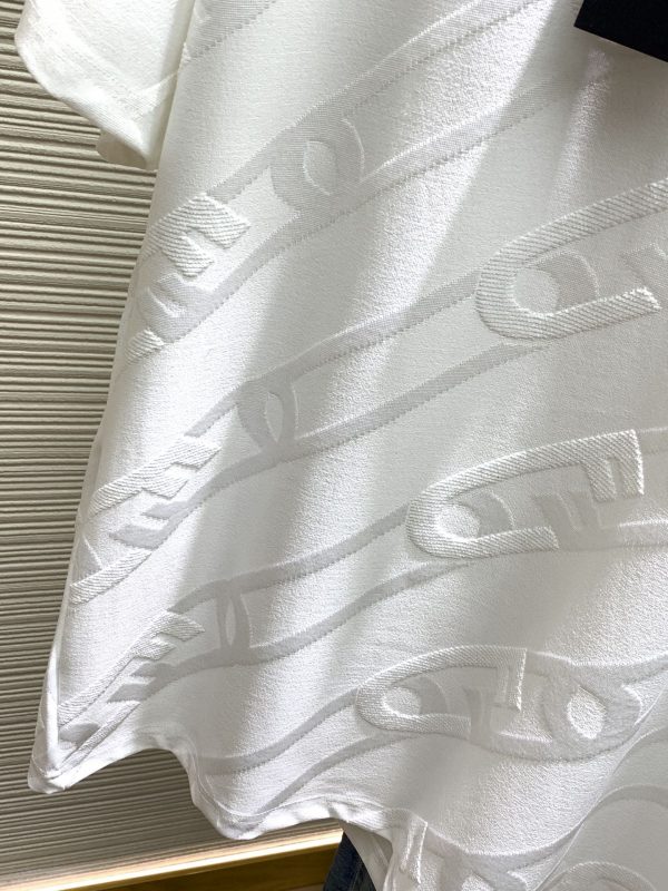 A set of FENDI, the latest summer product of 2023, is available at counters at the same time, original order, casual and fashionable round neck short-sleeved suit, imported - Image 7