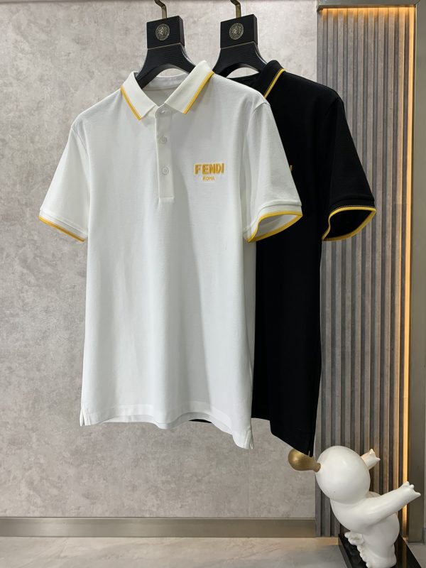 Fendi's 2023 Spring/Summer Official Website Synchronous Popular Style Continues Short-sleeved Style Continues to be Hot! Show your talents. Embellished with delicate patterns. Stylized logos form brand initials