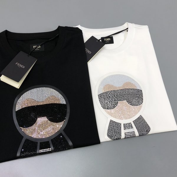Fendi 2023ss Galeries Lafayette hot diamond logo short-sleeved T-shirt, high-quality fabrics, soft touch, seemingly simple, but very complicated craftsmanship, casual wear with a sense of fashion, perfect appearance. Size: S-3XL