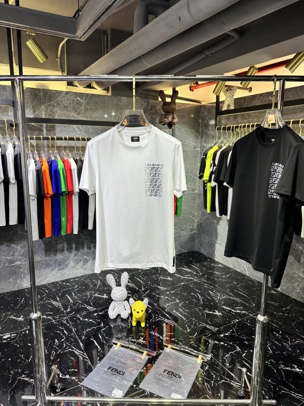 Fendi23ss counter with the same round neck short-sleeved T-shirt custom fabric The fabric is made of original elastic suede skin-friendly fabric - Image 11