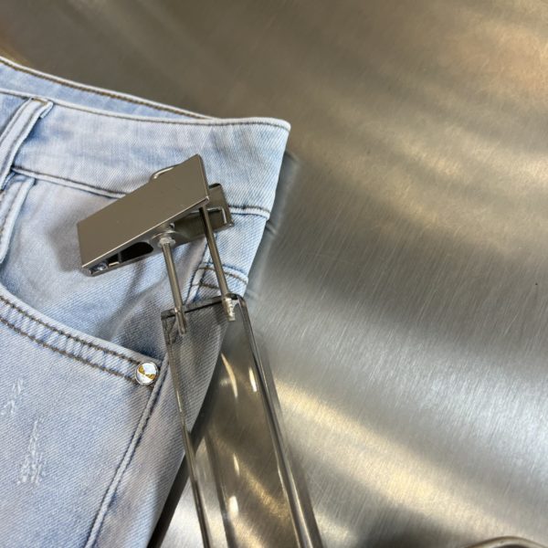 Fendi/ spring and summer new products, three standard complete, micro-elastic jeans, good products, no need to introduce too much, see details - Image 6