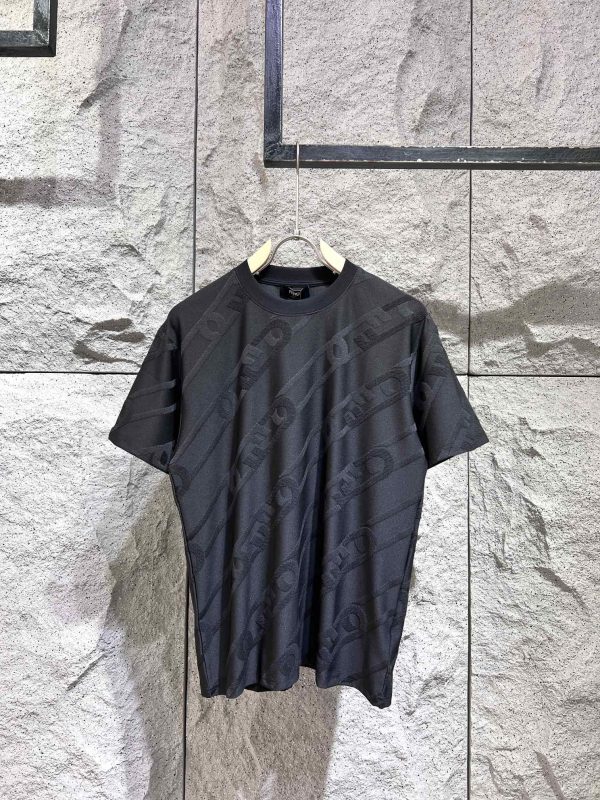 FENDI* spring and summer new customized exclusive jacquard T-shirt adopts full-width woven jacquard classic logo pattern elements, customized pure cotton jacquard composite fabric