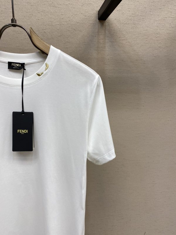 Fendi, 23/SS men's new classic logo logo short-sleeved T-shirt, the same style as ZG, can be called a versatile item - Image 15
