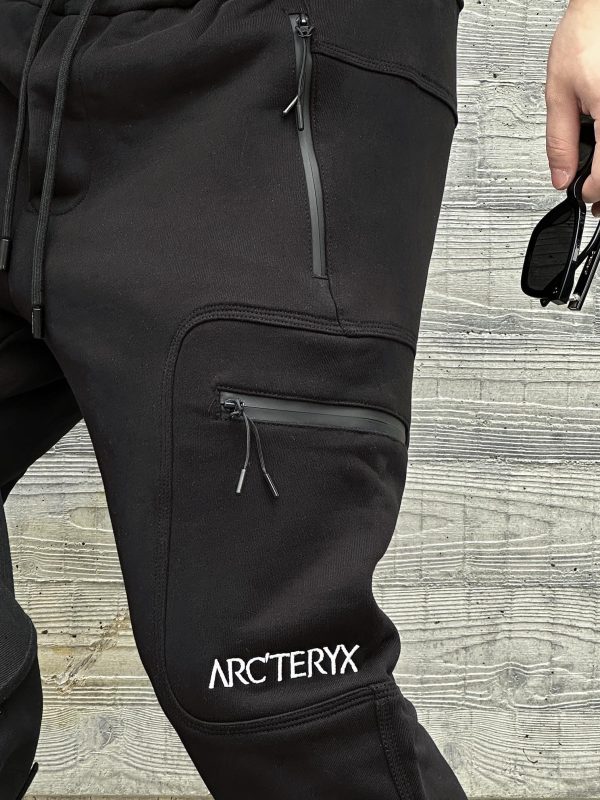 Arc'Teryx Archeopteryx ARC Jil Sander joint zipper sports trousers These sweatpants are a staple in activewear and versatile on the streets in all seasons - Image 13