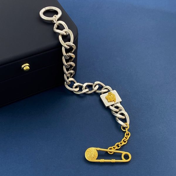 Versace Ancient Greek Style Retro Personality Thick Chain Medusa Human Face Paperclip OT Clasp Bracelet - Image 4