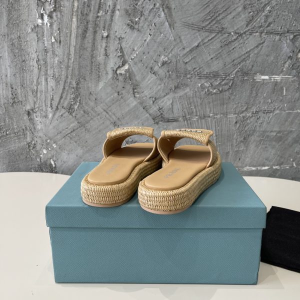 Prada 2024 popular straw series of must-have slippers C - Image 3